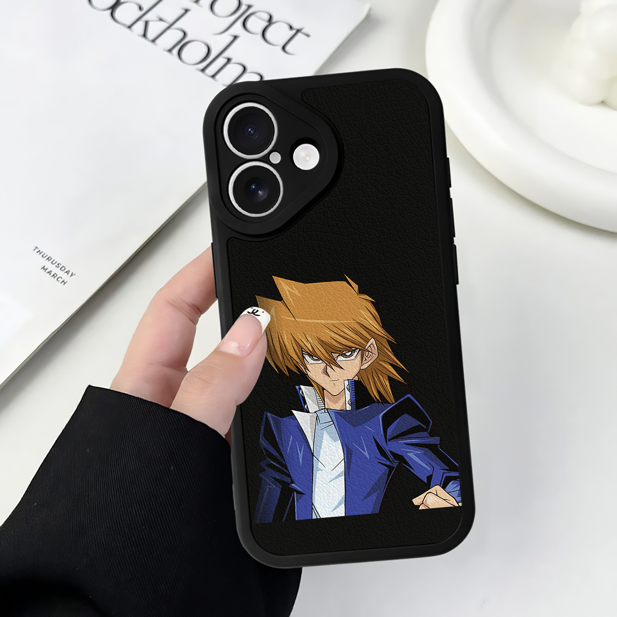 遊☆戯☆王 Yu-Gi-Oh! 【iPhone 16シリーズ対応】シリコンスマホケース（レザー調） 材質：シリコン